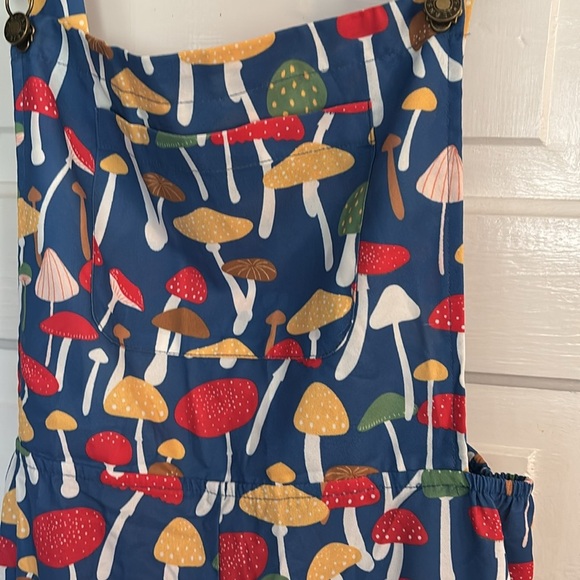 Lightweight Colorful Mushroom Print Jumpsuit - Picture 2 of 4